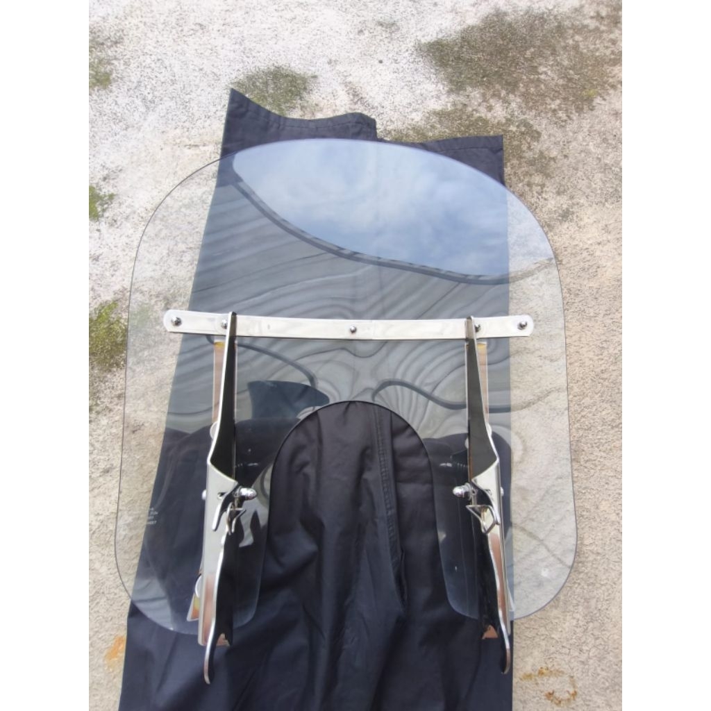 WINDSHIELD SECOND GENUINE USA EX SPRINGER HARLEY