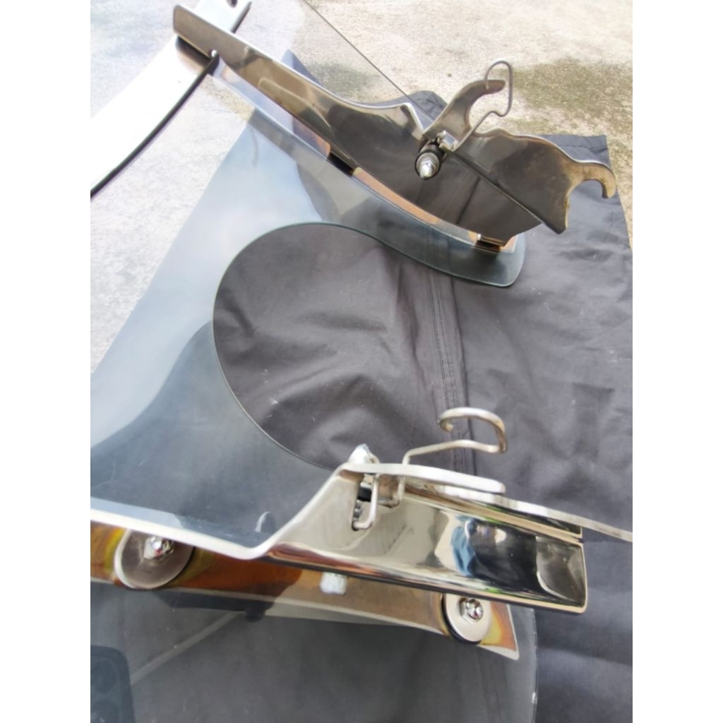 WINDSHIELD SECOND GENUINE USA EX SPRINGER HARLEY