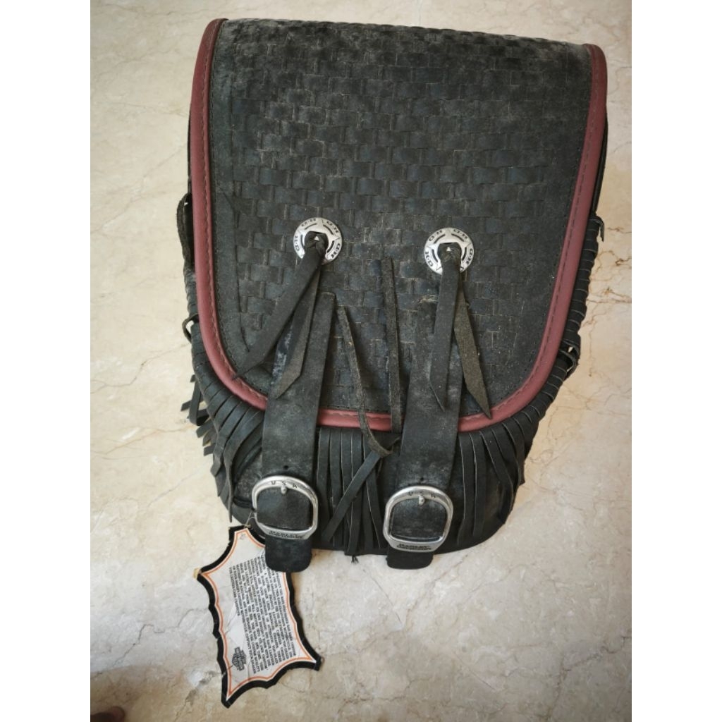 NEW OLD STOCK BAG REAR SPRINGER ORIGINAL GENUINE HARLEY DAVIDSON MOTORCYCLES GRESS  100%