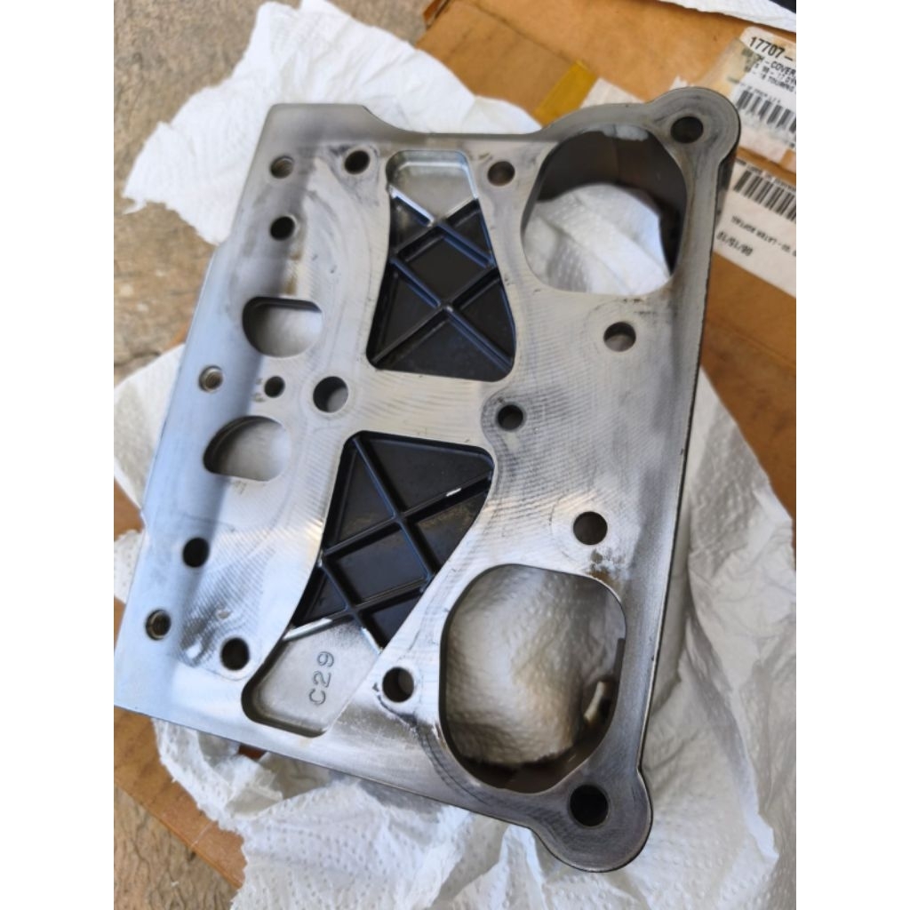 CYLINDER head COVER ROCKER BOX COVER Black SECOND