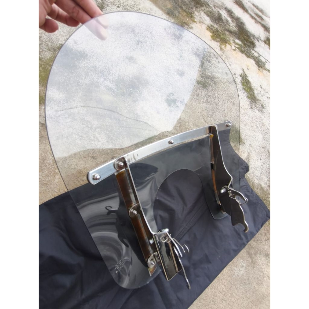 WINDSHIELD SECOND GENUINE USA EX SPRINGER HARLEY