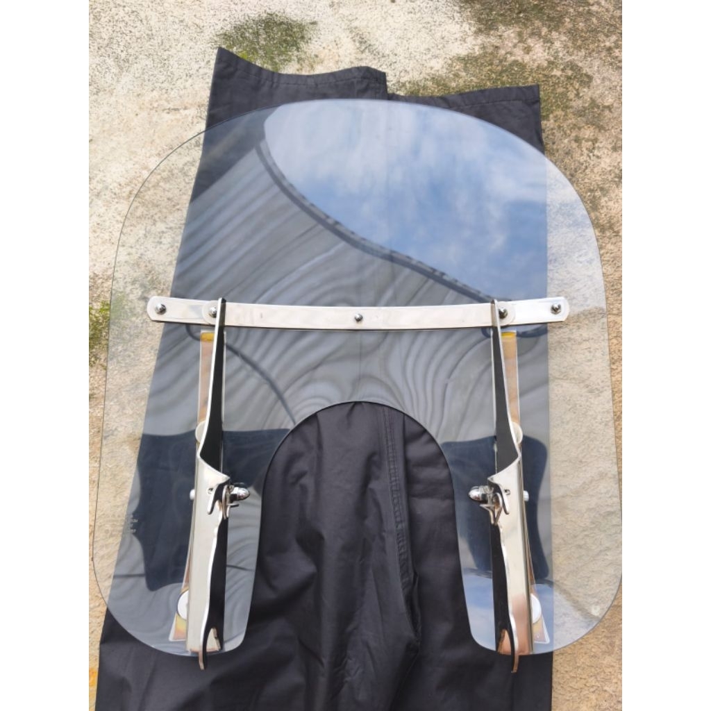 WINDSHIELD SECOND GENUINE USA EX SPRINGER HARLEY
