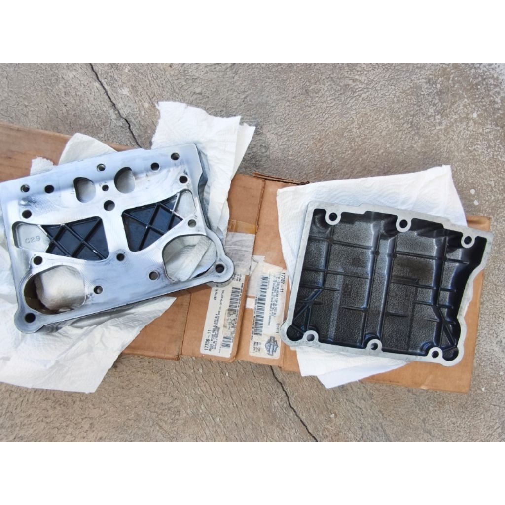 CYLINDER head COVER ROCKER BOX COVER Black SECOND