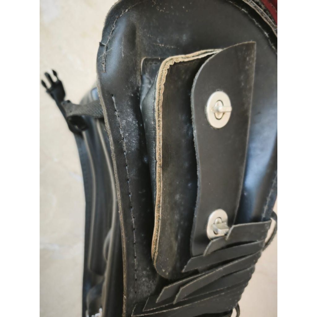 NEW OLD STOCK BAG REAR SPRINGER ORIGINAL GENUINE HARLEY DAVIDSON MOTORCYCLES GRESS  100%