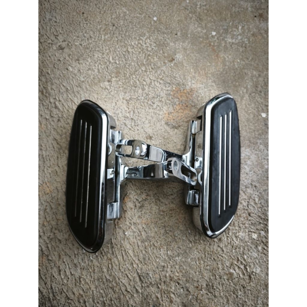 PASSENGER FLOOR BOARD SECOND FOR HD TOURING 94 - 24