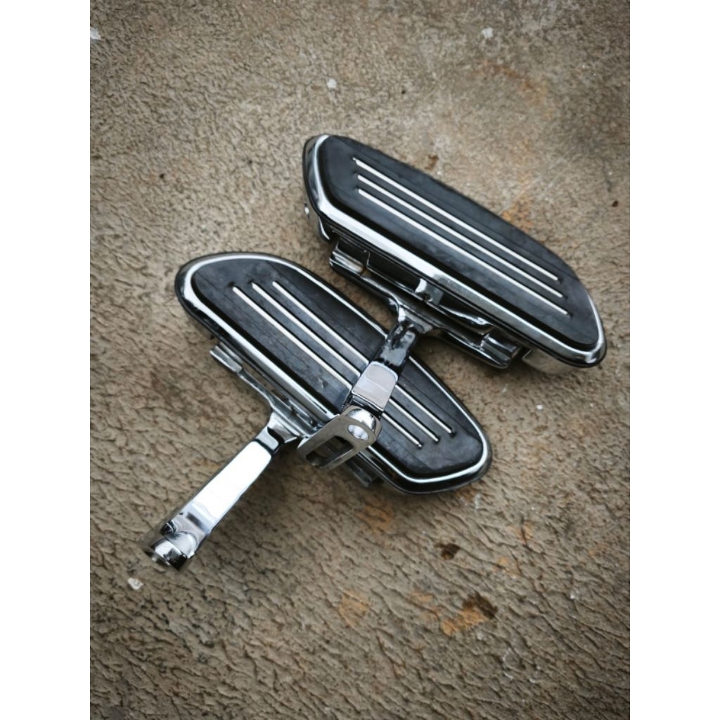 PASSENGER FLOOR BOARD SECOND FOR HD TOURING 94 - 24