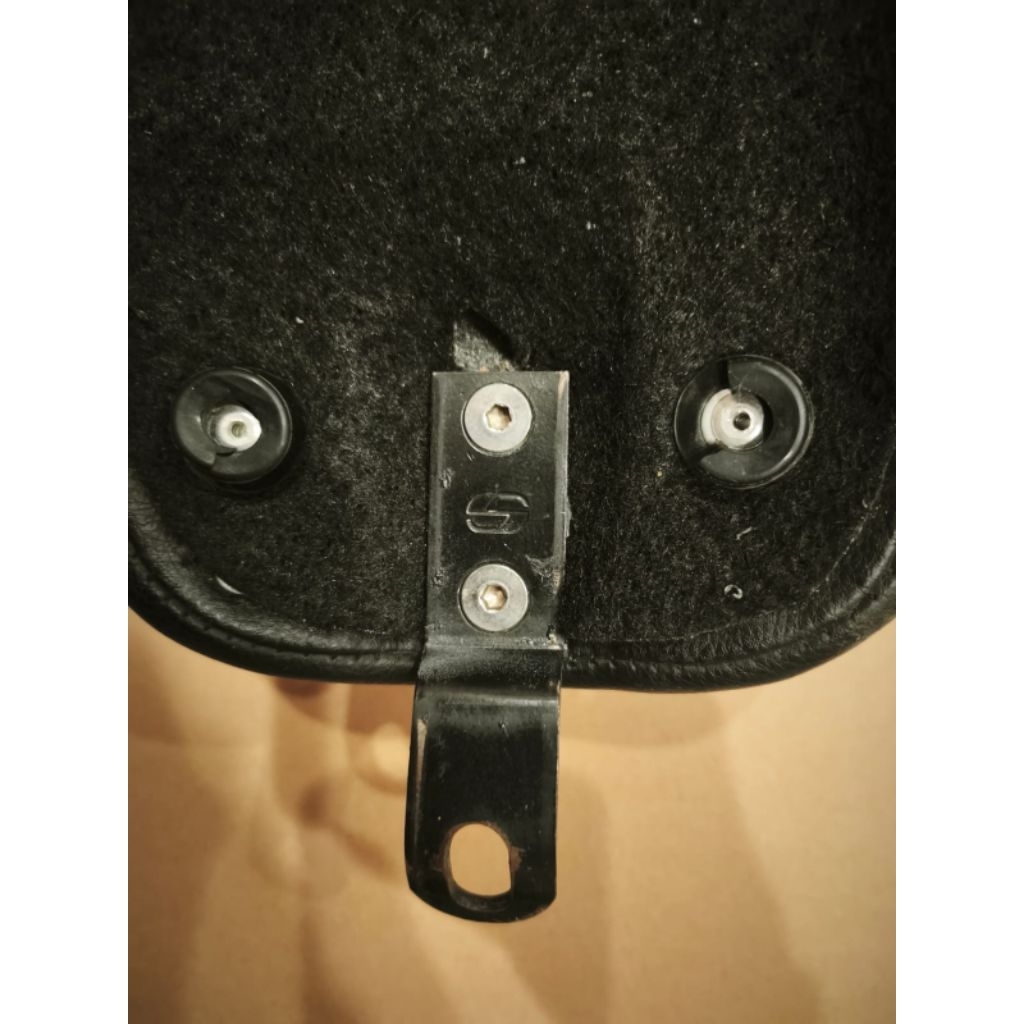JOK SADDLEMEN SEAT SECOND ORIGINAL EX ROADKING touring 2008-2024 kondisi 90% Harley Davidson motorcycle