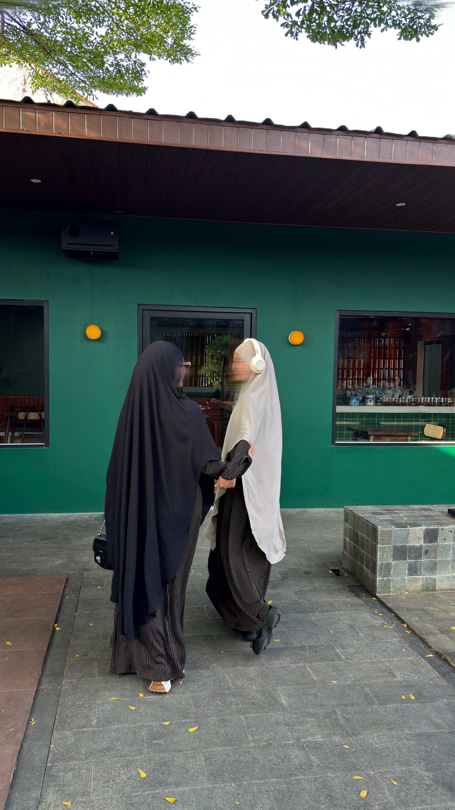 Saýeda - Lana Stripe Abaya