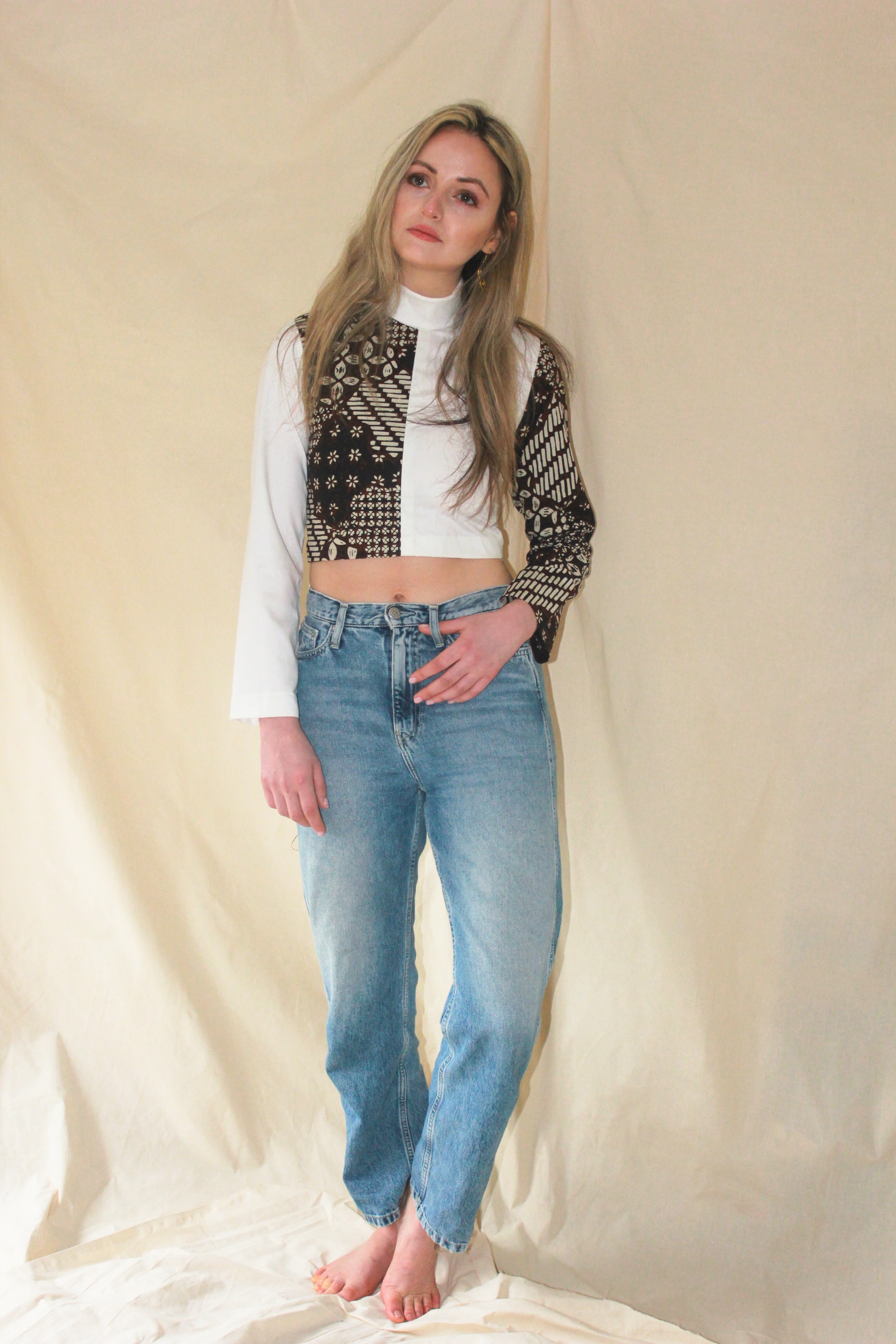 Colour block long sleeve tie-back 