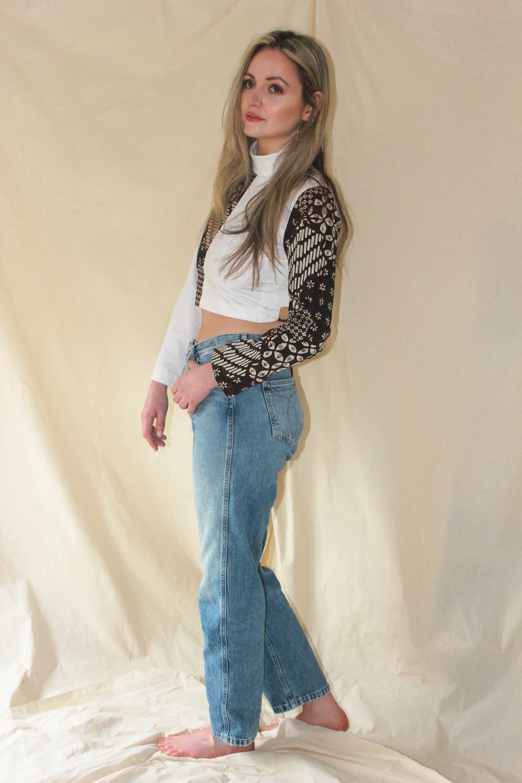 Colour block long sleeve tie-back 