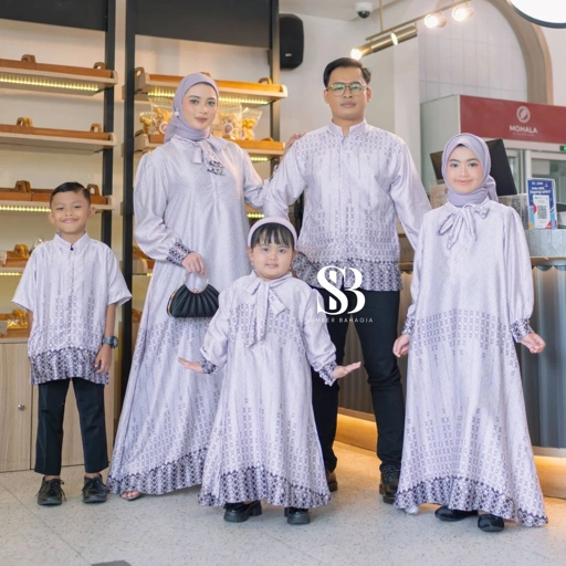 Khalifah Couple Keluarga Lilac 