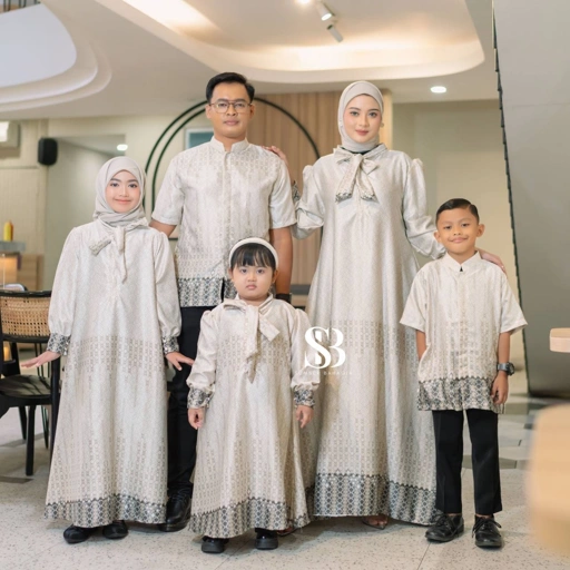 Khalifah Couple Keluarga Ivory
