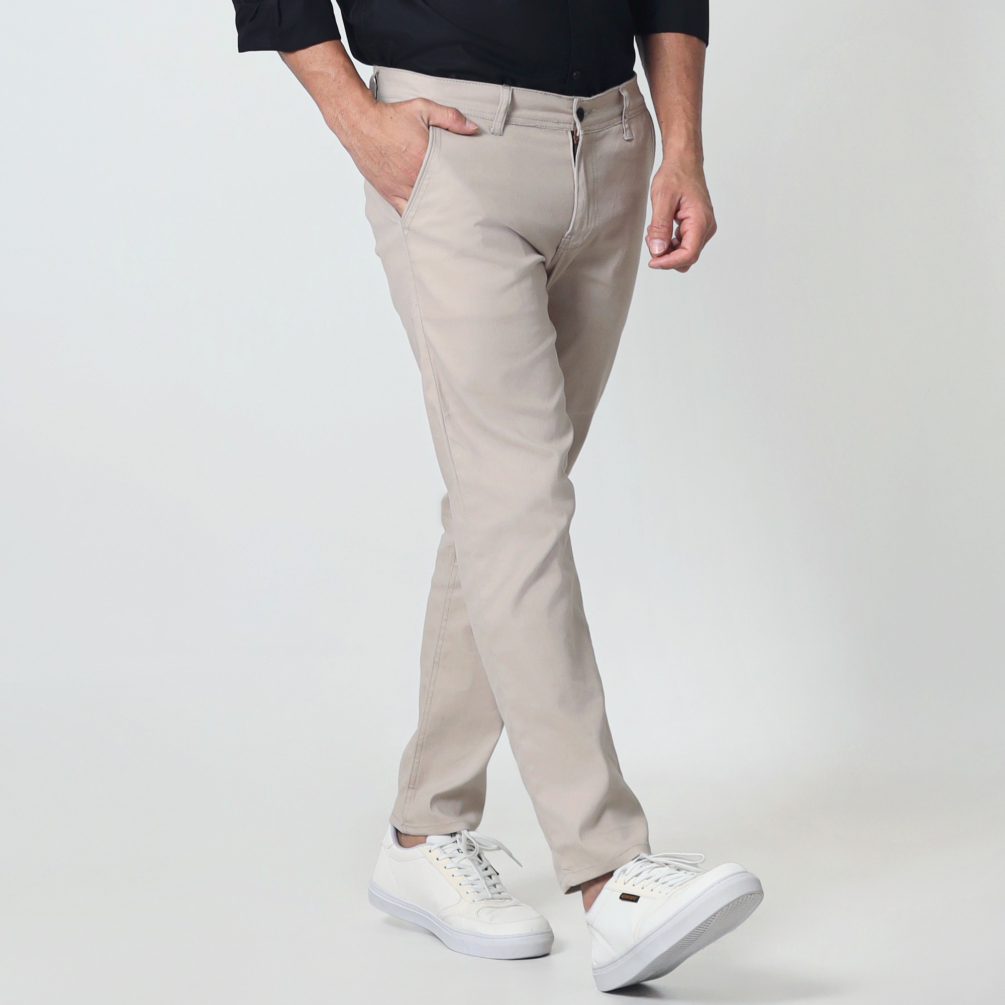 Essential Chino Pants