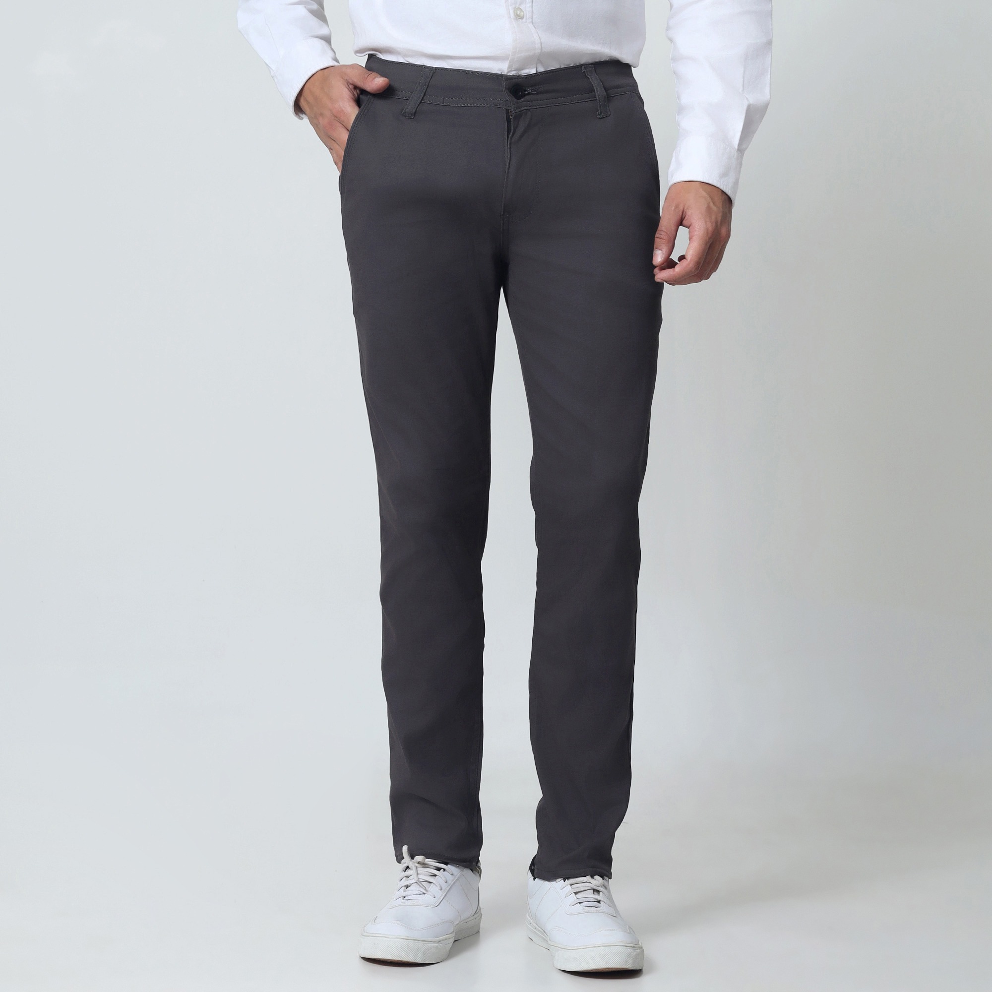 Essential Chino Pants