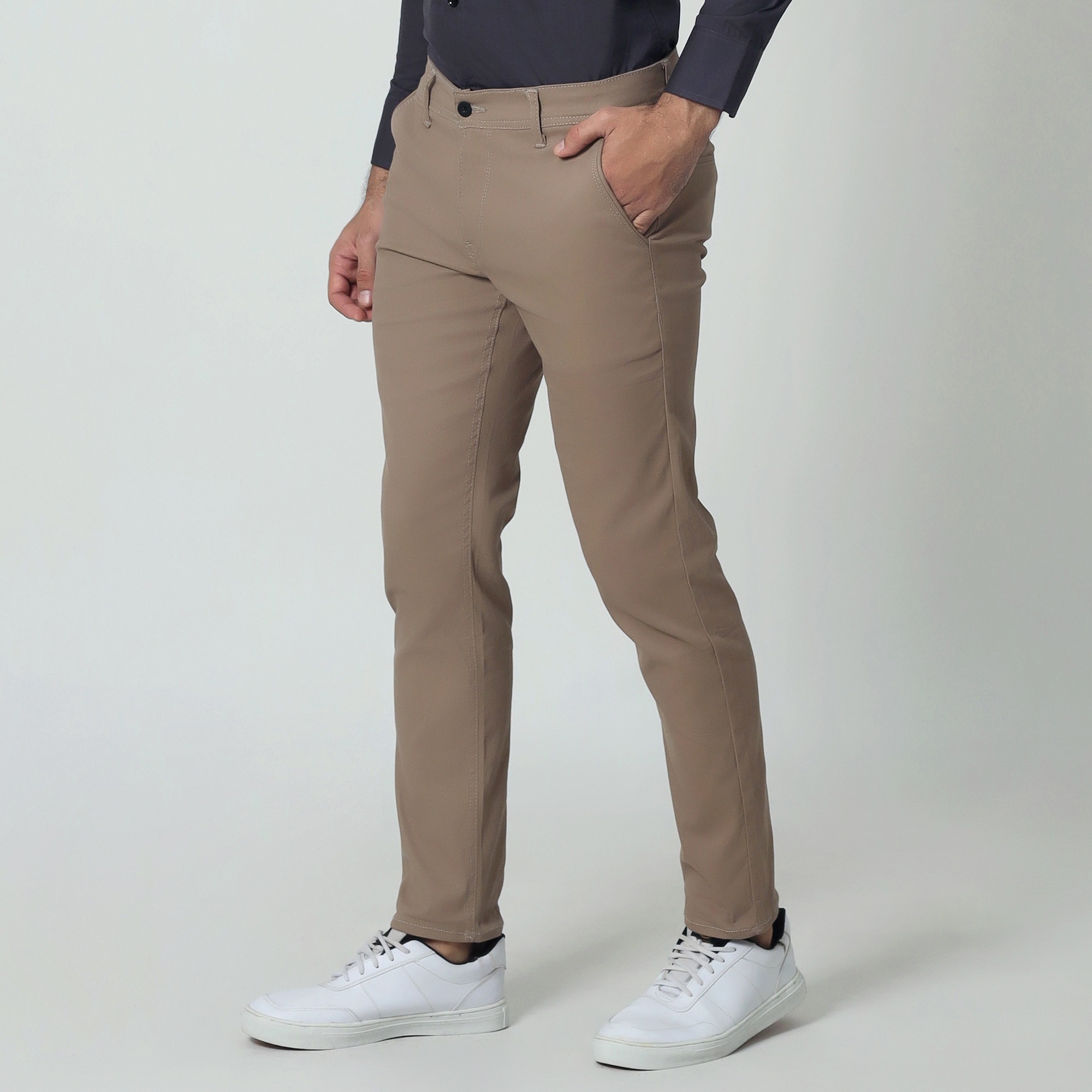 Essential Chino Pants
