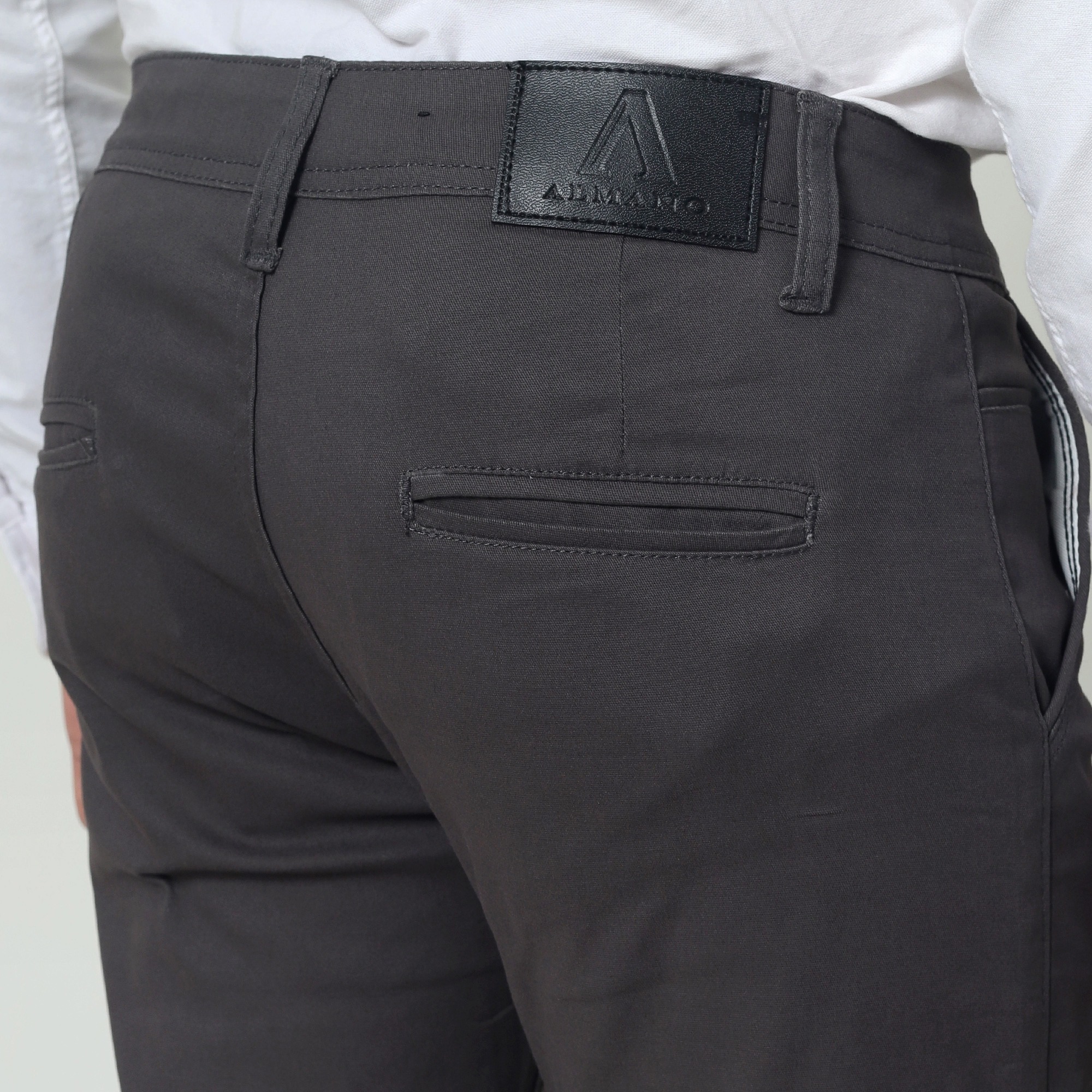 Essential Chino Pants