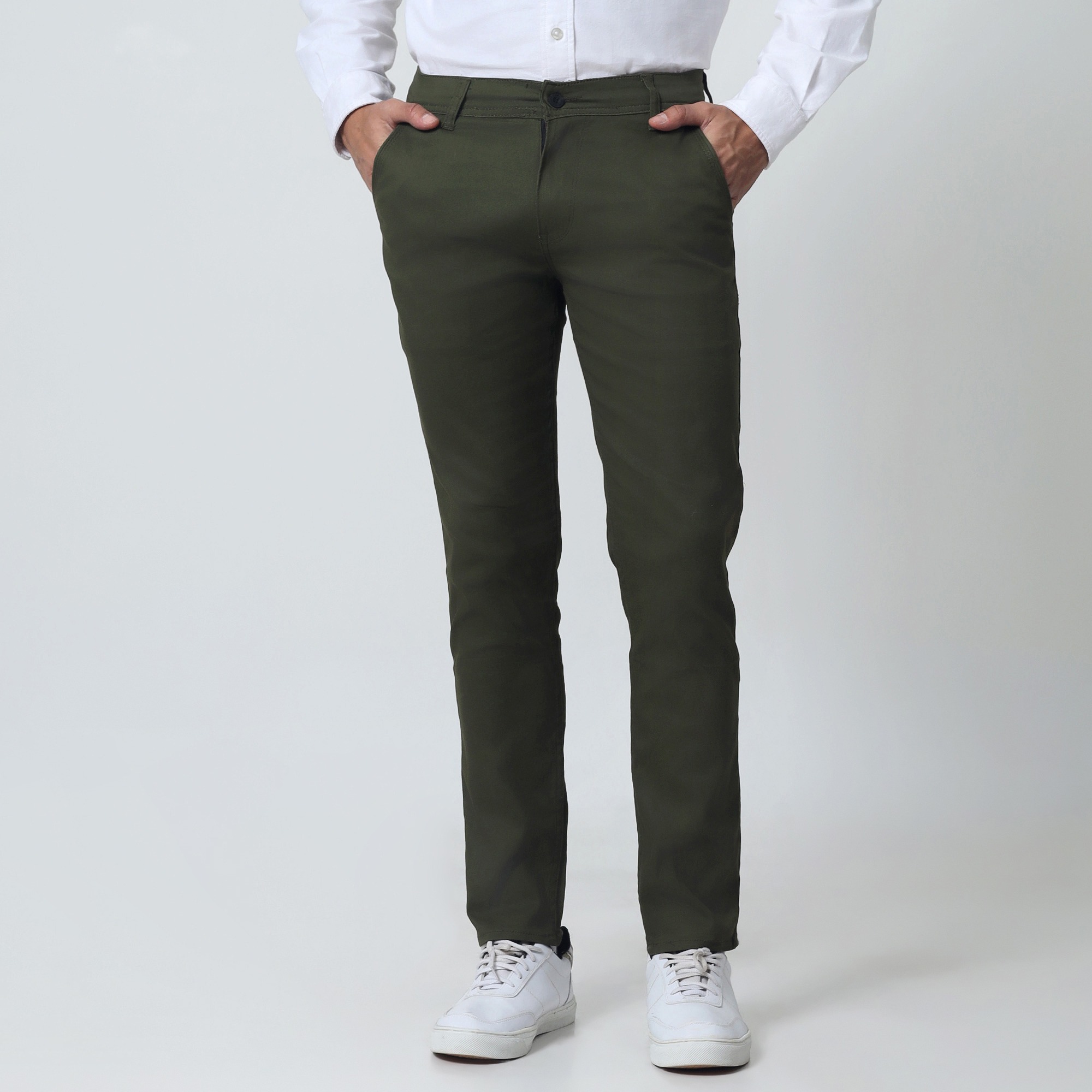 Essential Chino Pants
