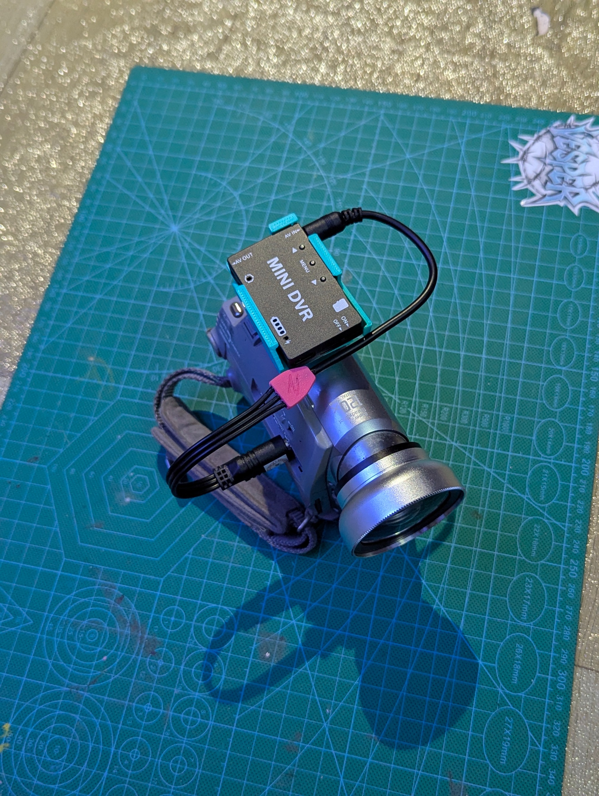 RE WIRING MINI DVR CABLE