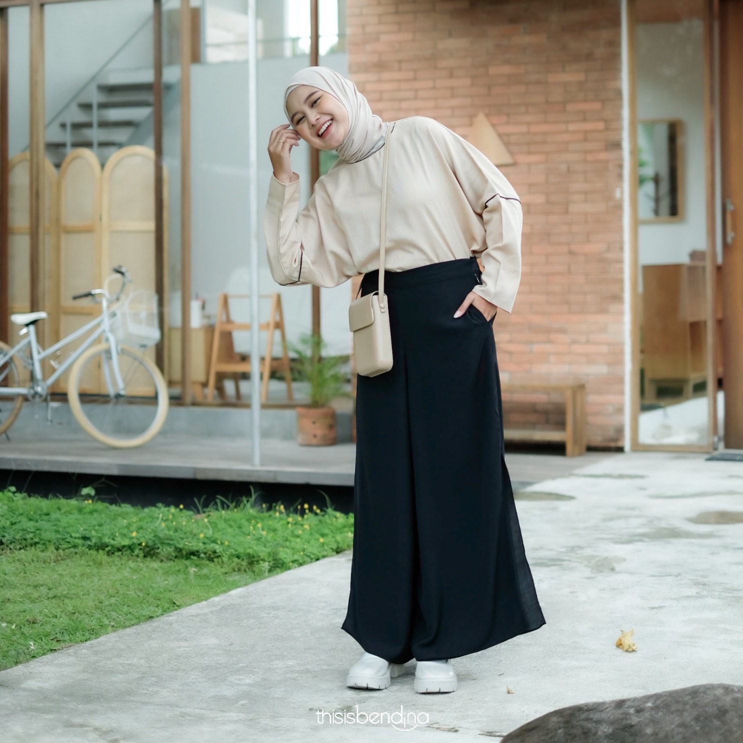 Sada Pants Black
