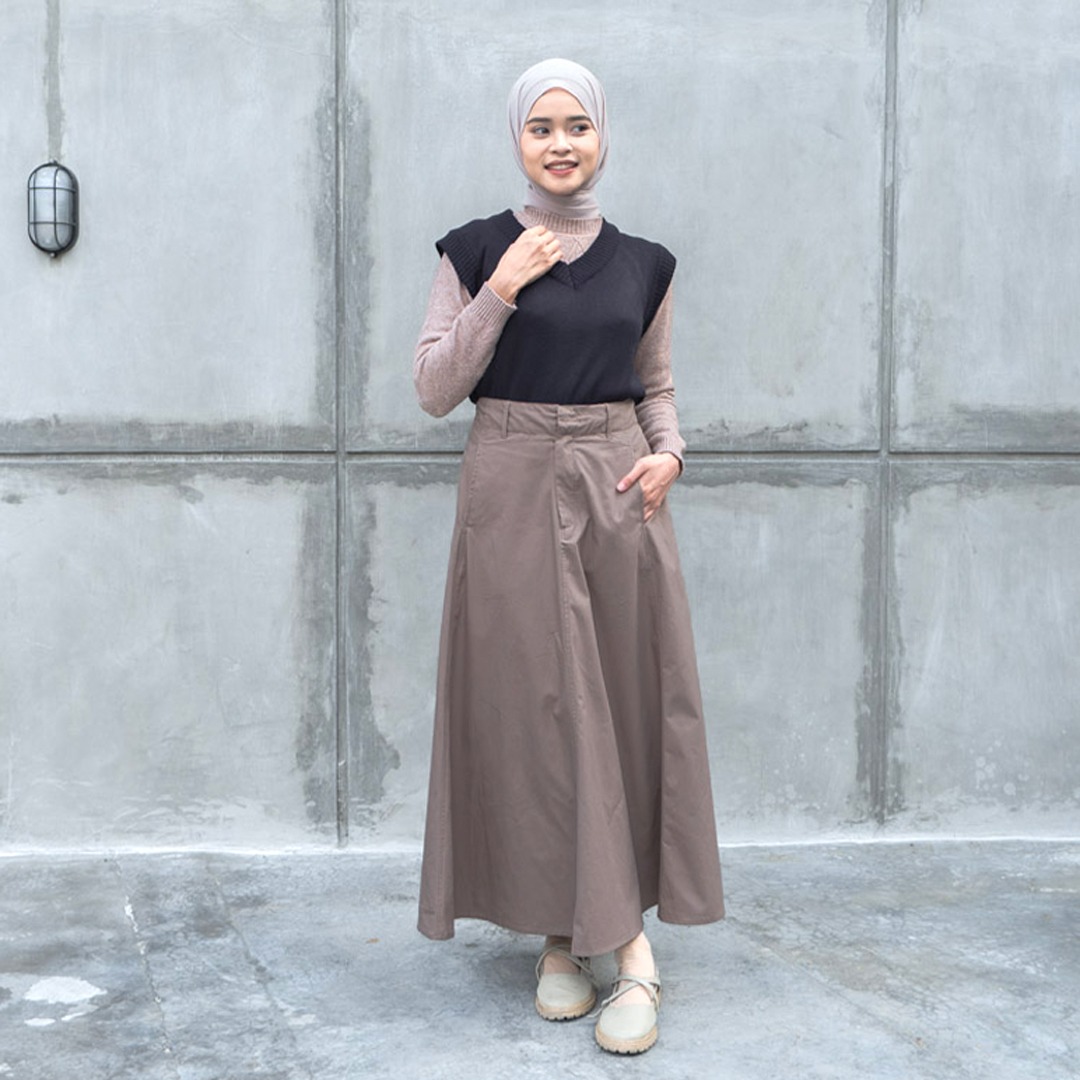KYO Skirt Brown