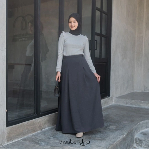 Image of Naomi Skirt Charcoal