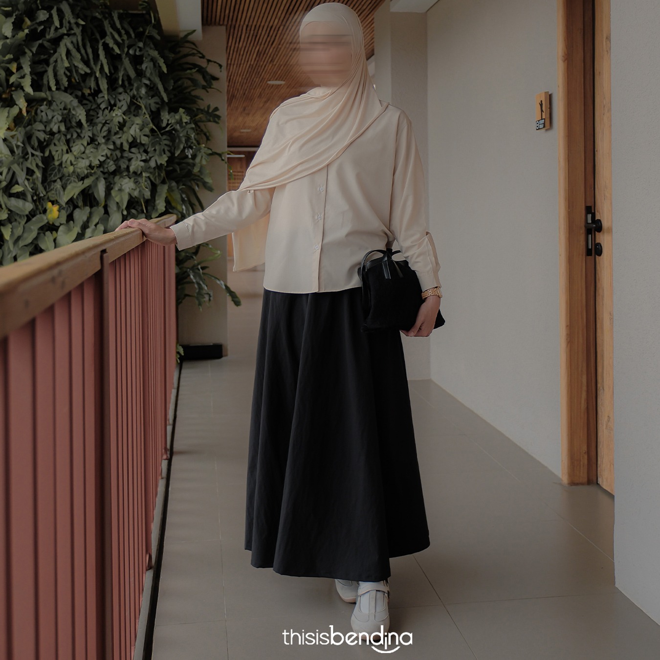 YORI SKIRT BLACK