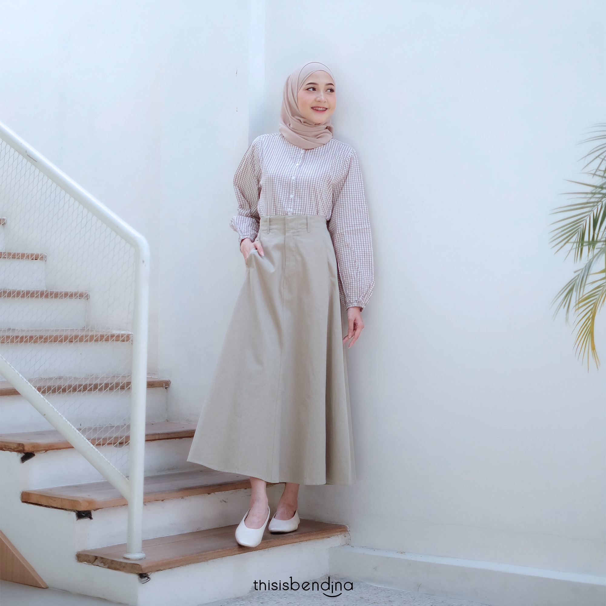 KYO Skirt Khaki