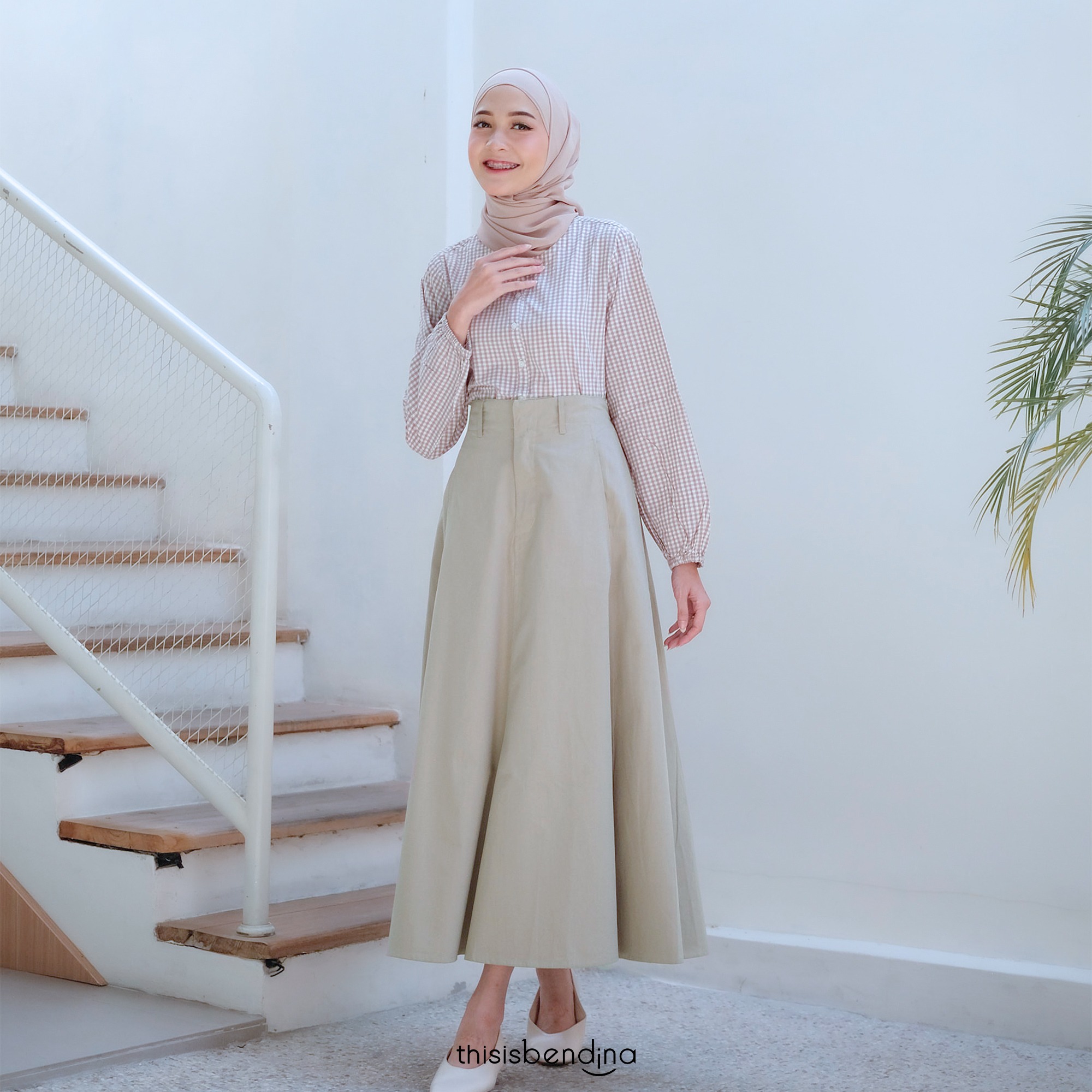 KYO Skirt Khaki