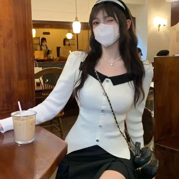 Nazumi Squareneck Top