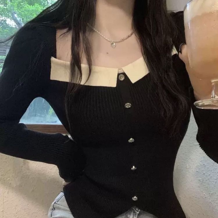 Nazumi Squareneck Top