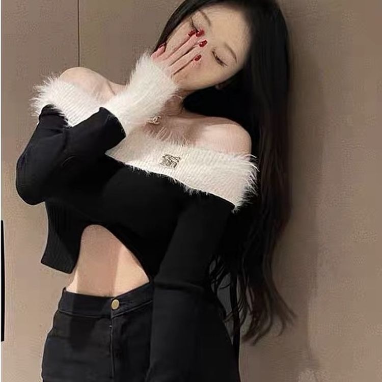Yuslia Sabrina Fur Top