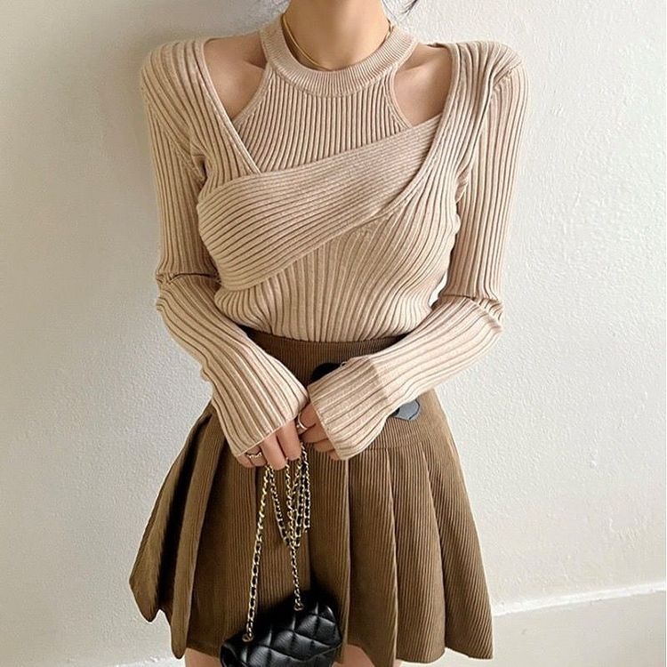 Driliana Knit Halterneck Top