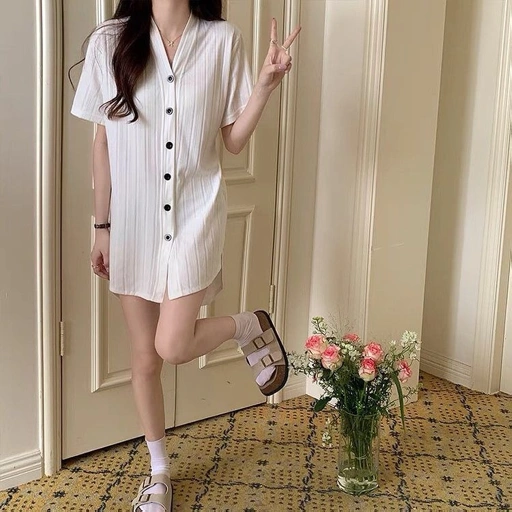 Elnova Night Gown