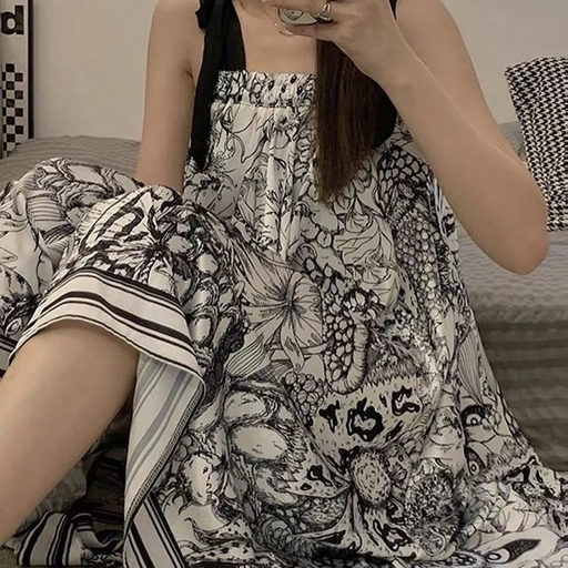 Hourel Night Gown