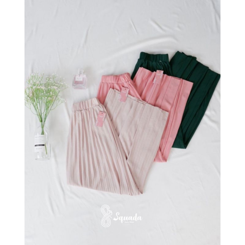 TOKYO PLEATS SKIRT