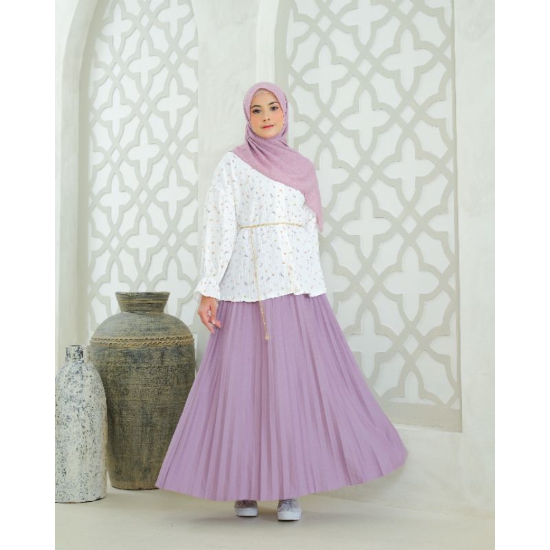 TOKYO PLEATS SKIRT
