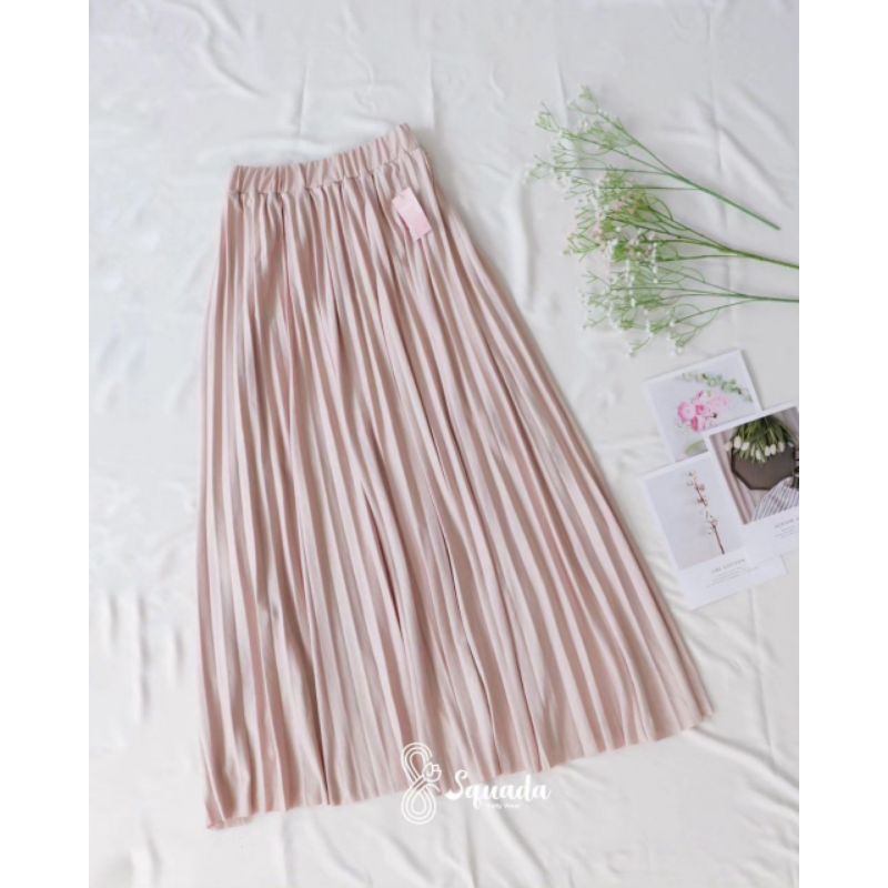 TOKYO PLEATS SKIRT