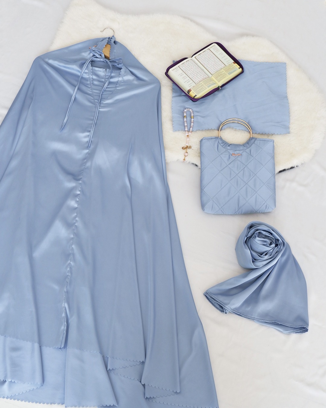 NAZEEA SILK PRAYER SET