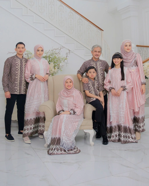 Image of SQUADA | SAPPHIRE SERIES (PEACH RUBY)