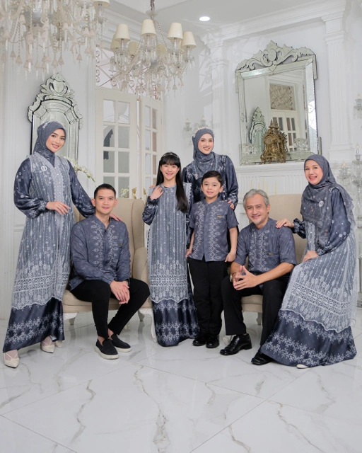 Image of SQUADA | SAPPHIRE SERIES (ONYX GREY)