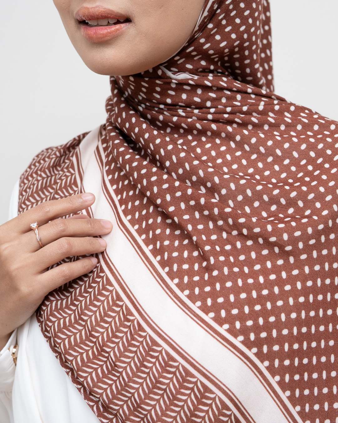 Evolvere - Noora Scarf Pashmina Hijab Motif Viscose Printing Keffiyeh