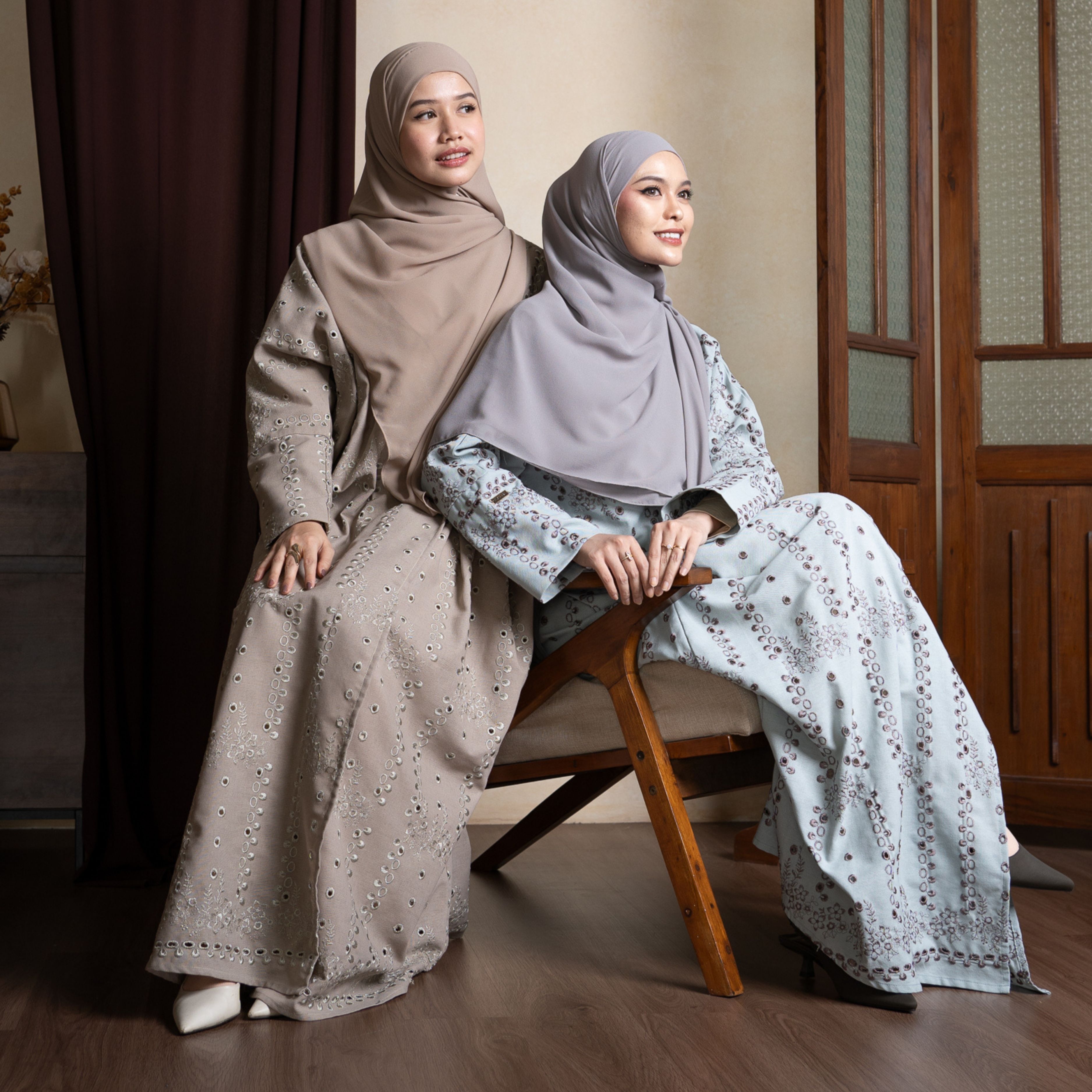 Evolvere - ZAREEN Abaya Outer Motif Bordir Bunga