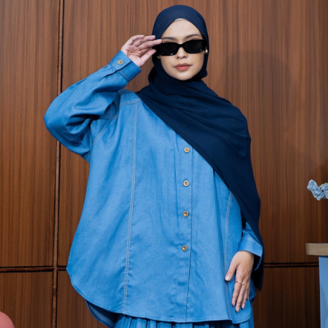 Evolvere - Kayla Shirt Kemeja Oversize Denim Luxe (Atasan Saja)