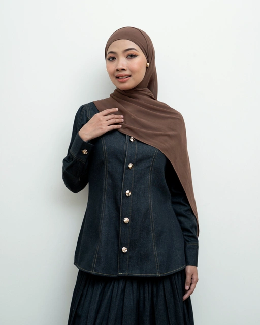 Image of Evolvere - Alana fitted Denim Blouse Kekinian  ( atasan saja )