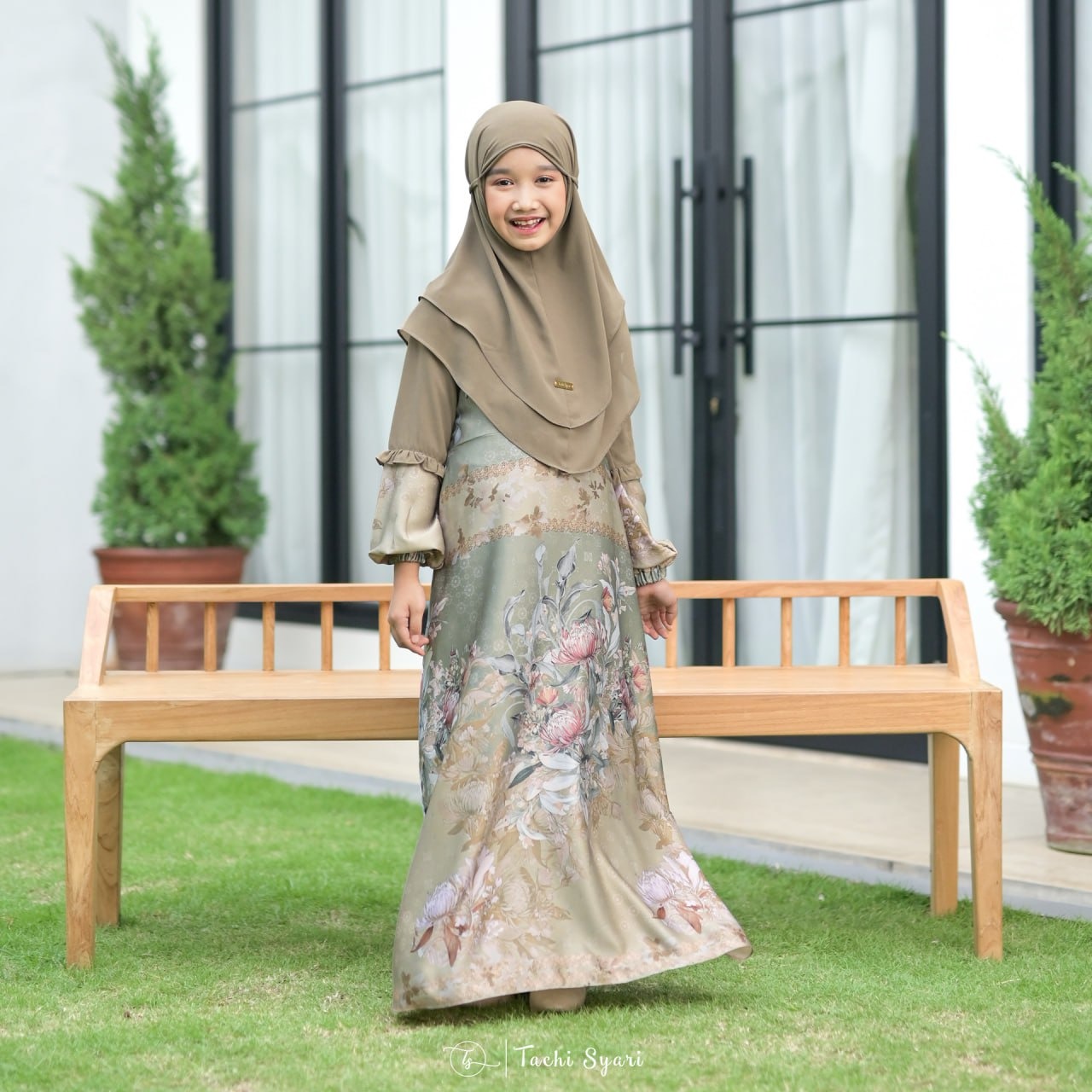 Grey Olive - Lembayung Senja