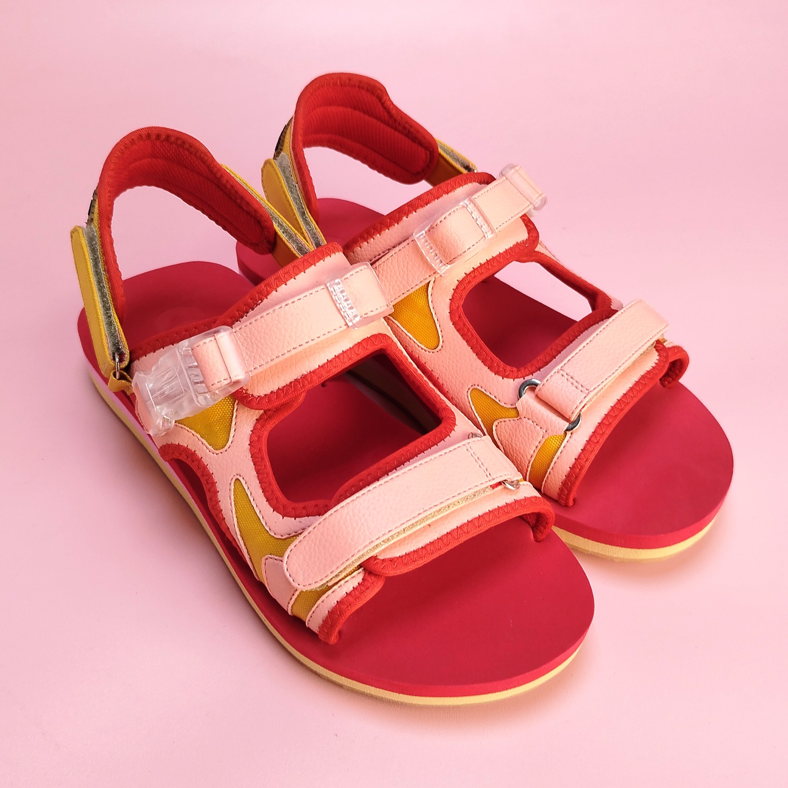 IWEARUP Bobby Berry Sandals