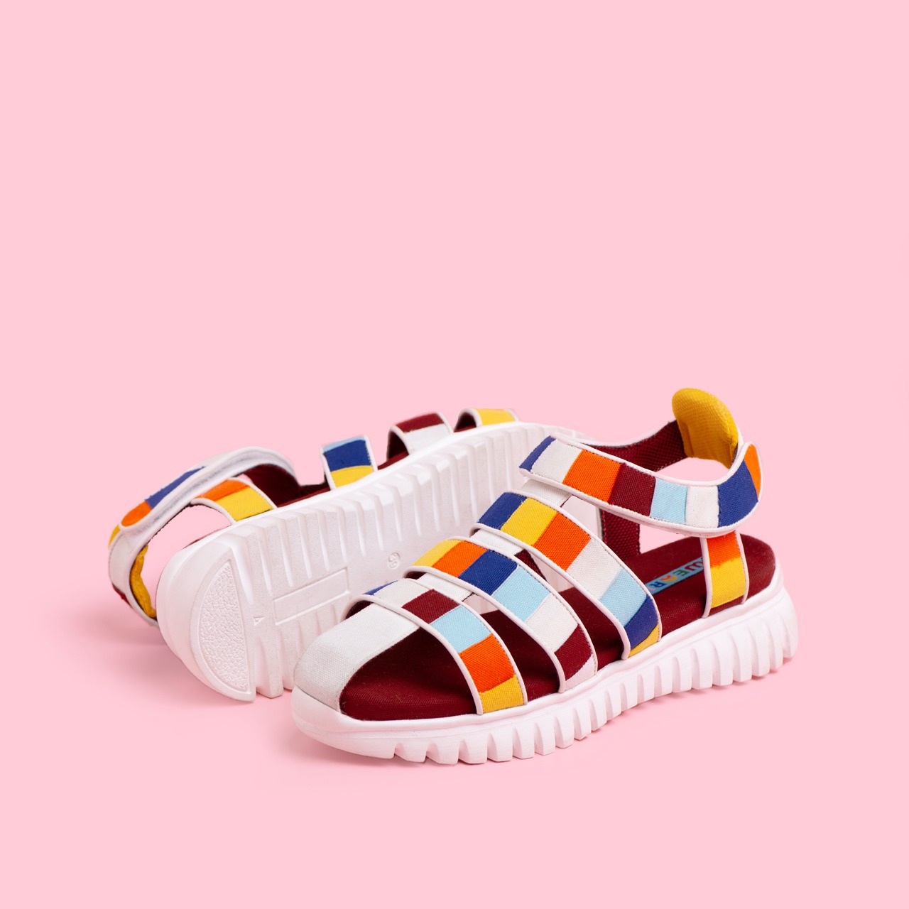 Skyla Sneakers