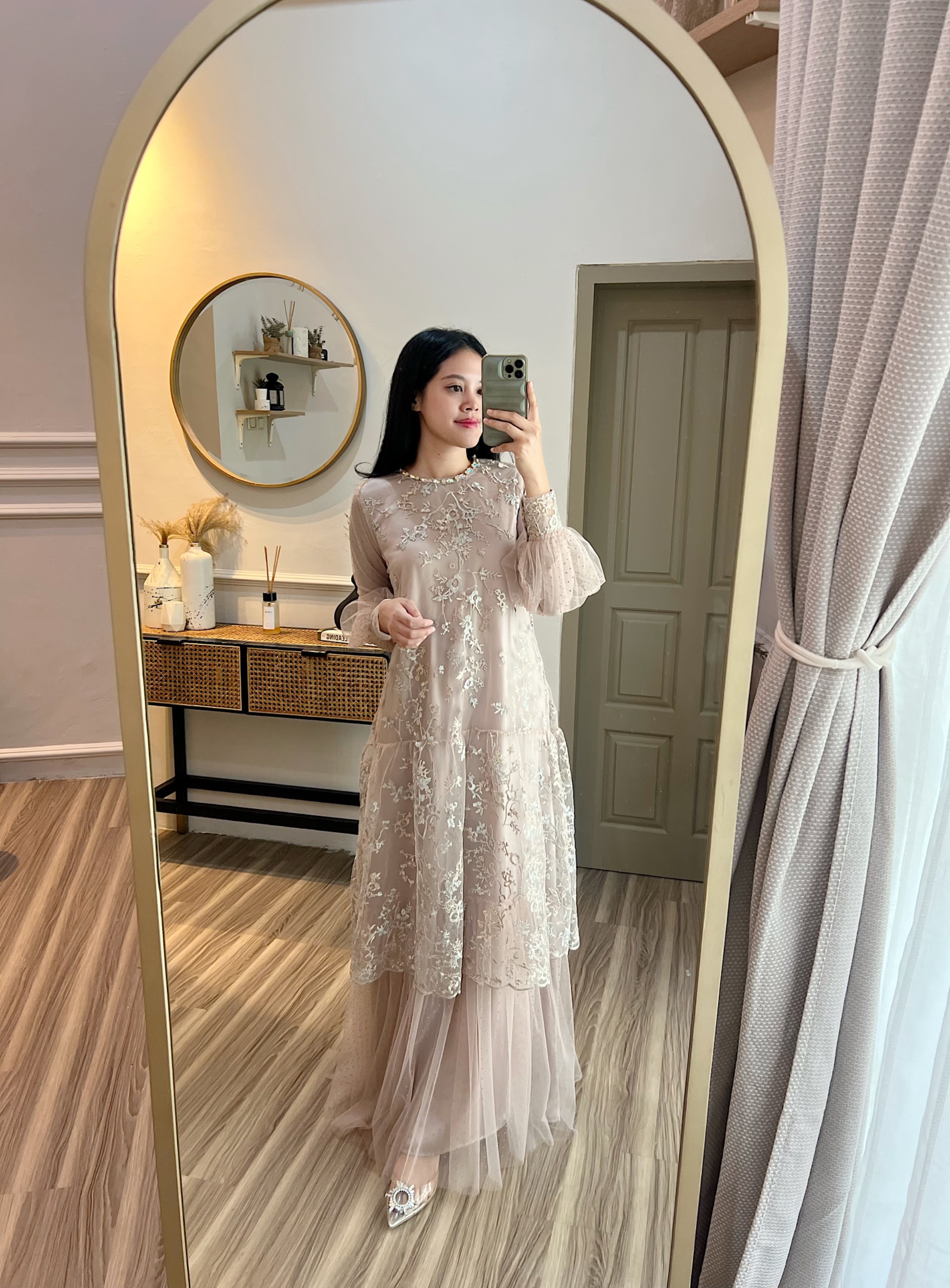 Amrthelabel / tavisha dress / nude