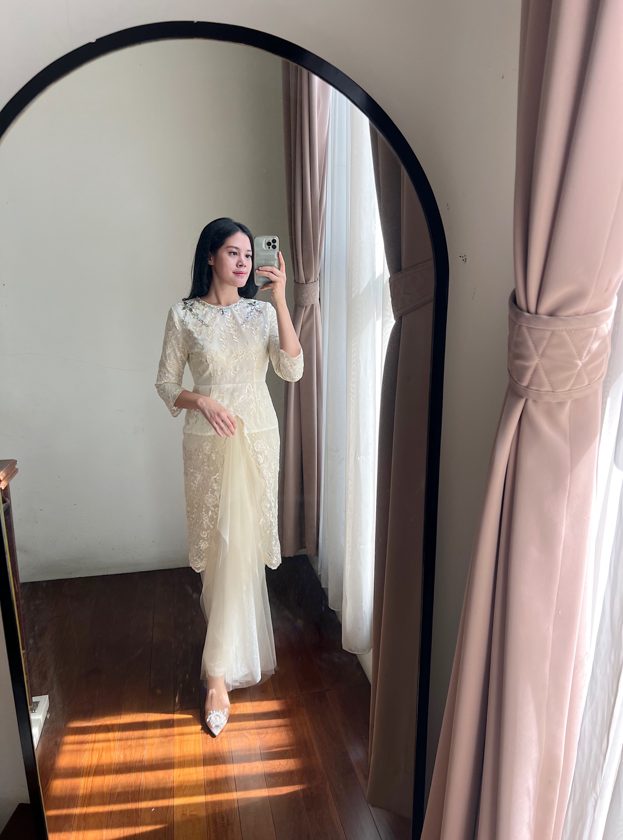 Amrthelabel / naura set / ivory