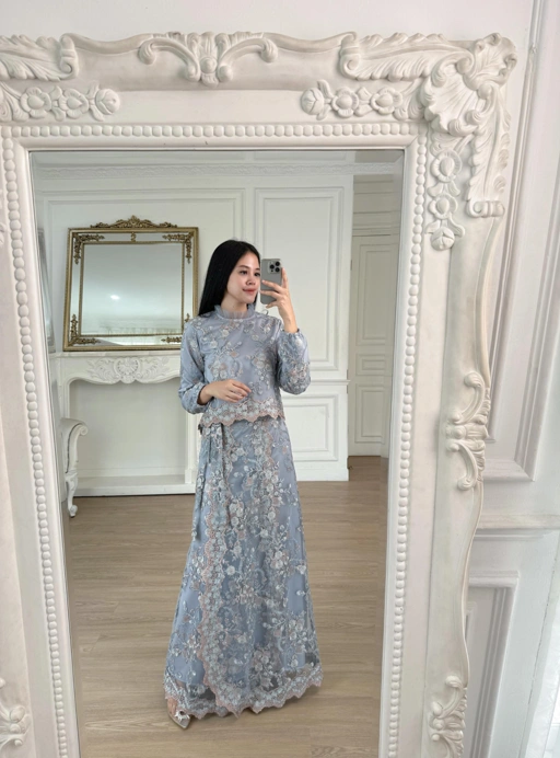 Image of Amrthelabel / chemyla hijab / blue grey